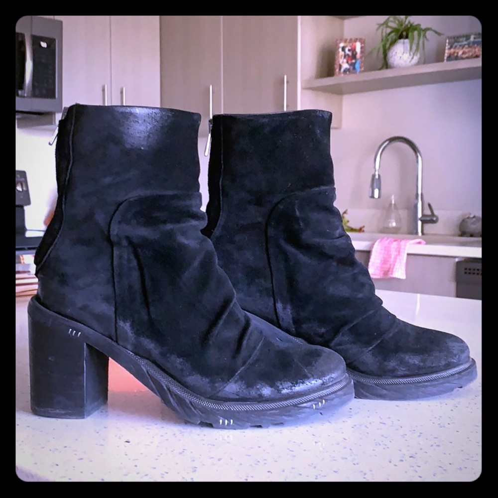 FREEBIRD by Steven booties, size 9, Black.